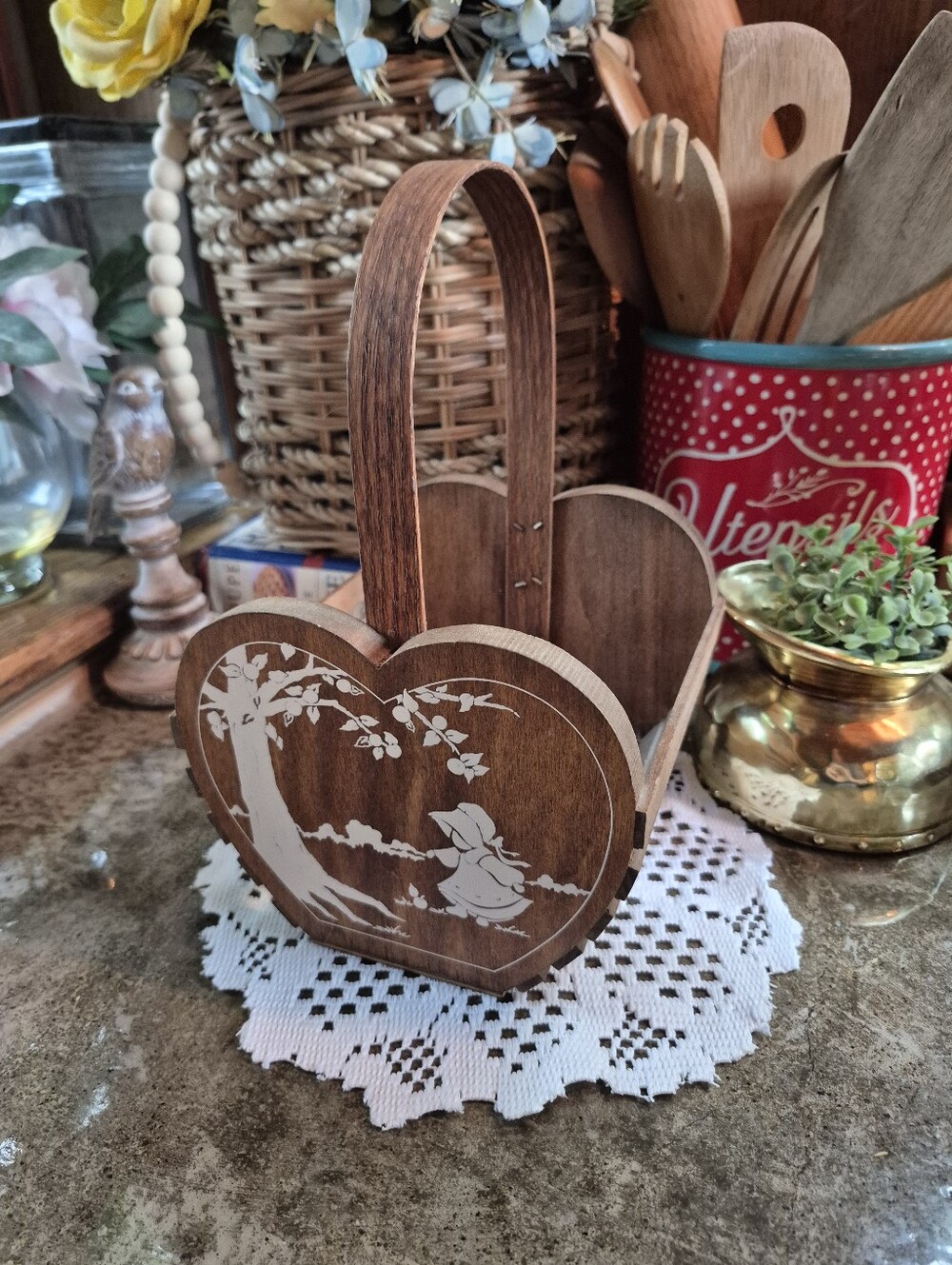 Vintage Rustic County Wooden Basket Cut Out Heart Painted Design